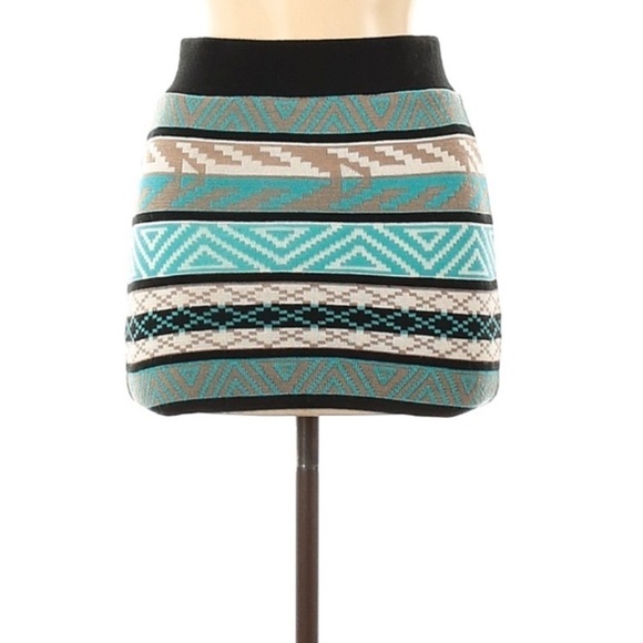 Mandee Boho Aztec Print Knit stretch mini skirt Medium Tiffany blue - Picture 2 of 6